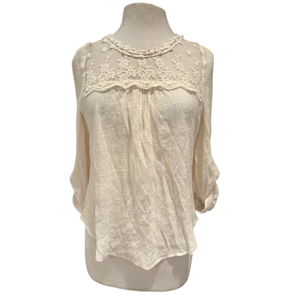 Vintage-Inspired E.M L Womens Lace Trim Blouse  Cream